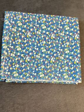 Ditsy Blue Floral Cotton Fabric 96"x46"